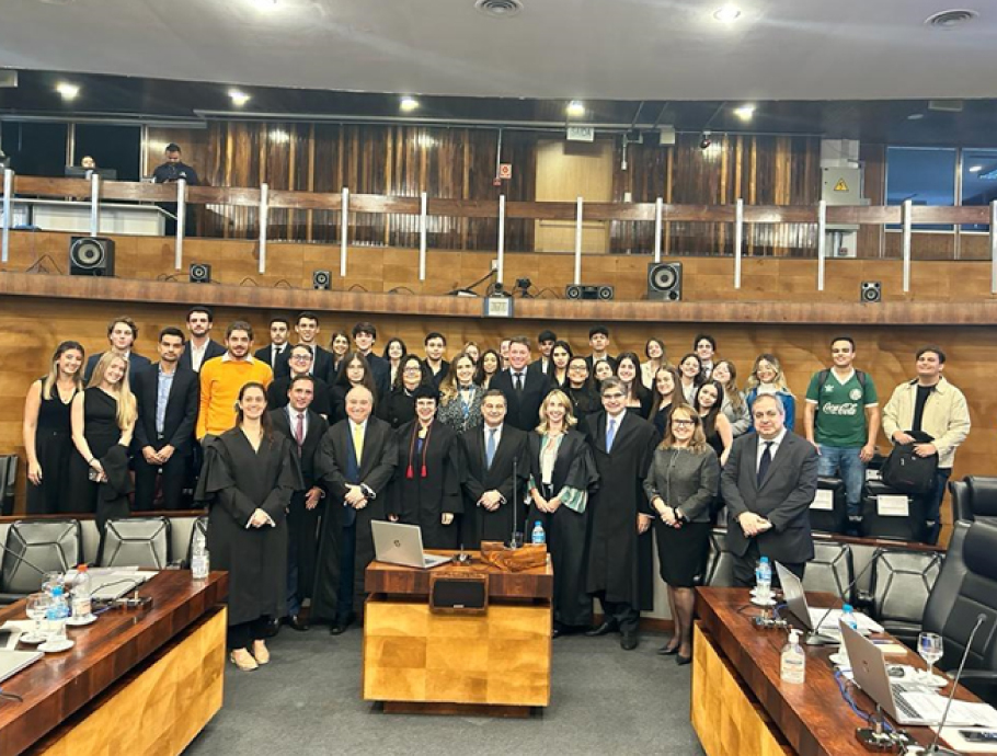 27.10.23_Alunos-de-direito-da-FAAP-visitam-o-Tribunal-Regional-Eleitoral