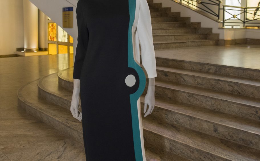 Vestido doado pelo Pierre Cardin