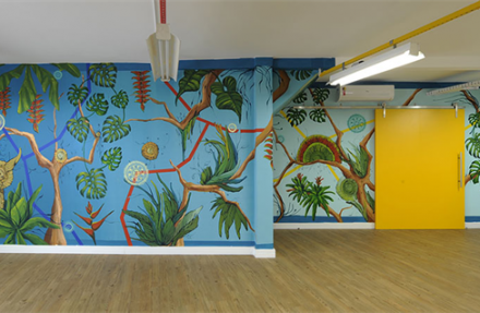 Mural inicia as comemorações pelos 70 anos da instituição.