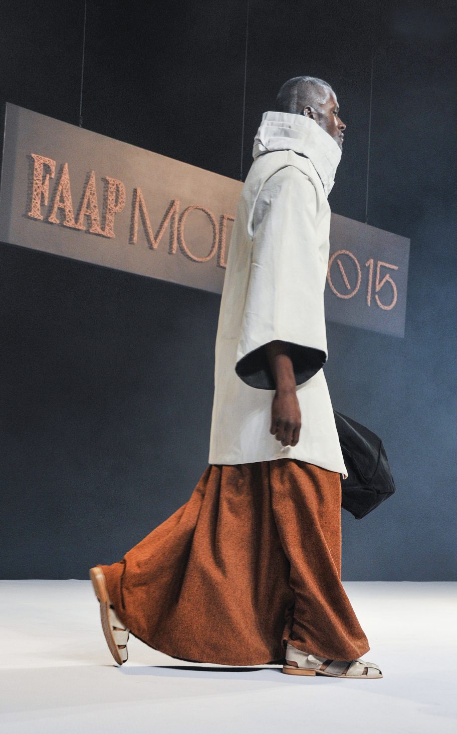 Faculdade de Artes Plásticas – 12º FAAP Moda 2015