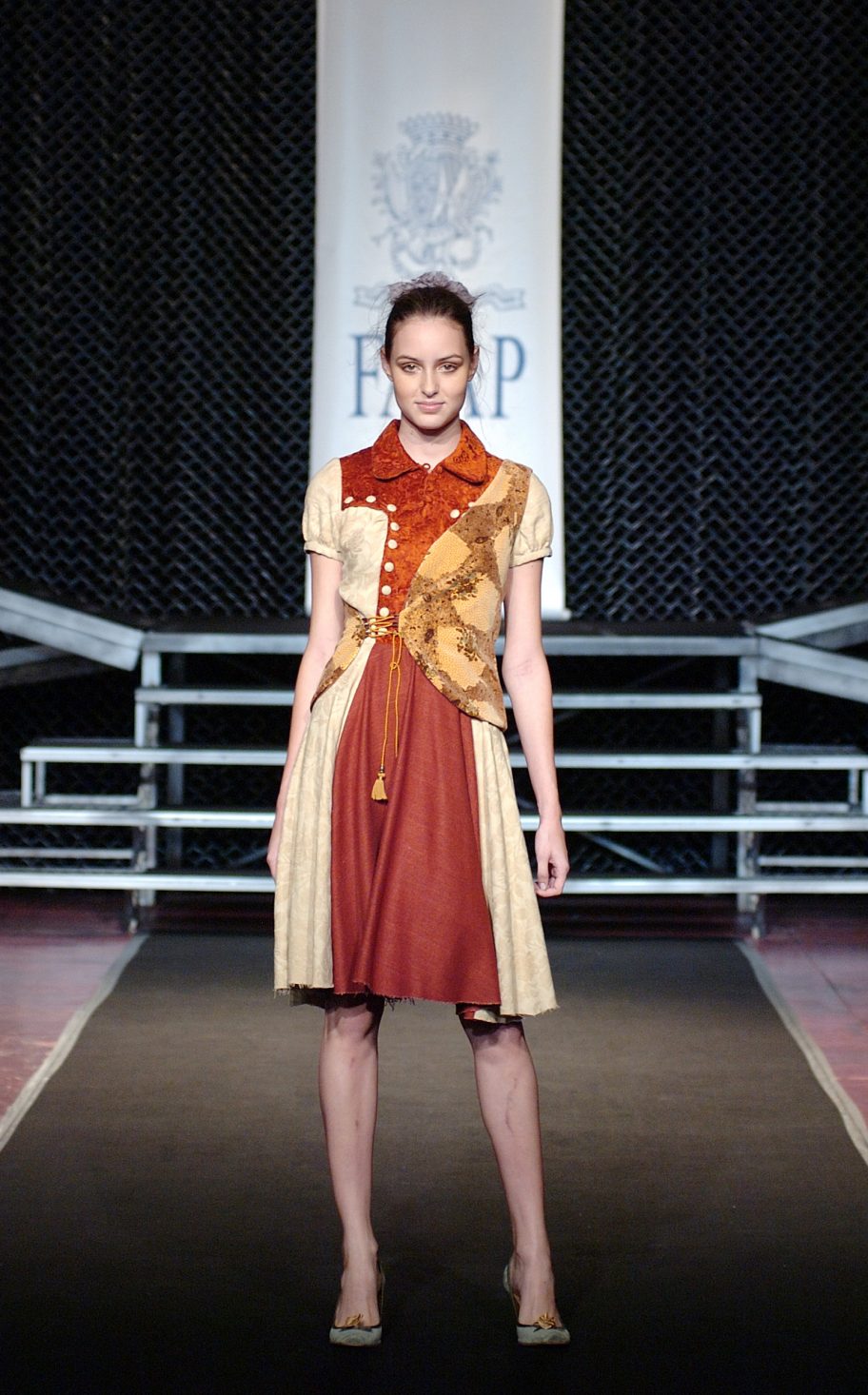 Faculdade de Artes Plásticas – 3º FAAP Moda 2006