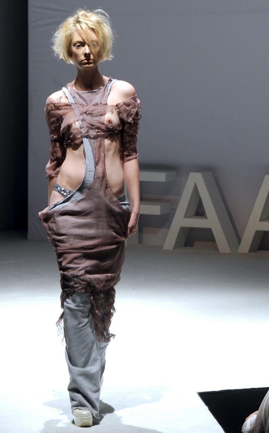 Faculdade de Artes Plásticas – 8º FAAP Moda 2011