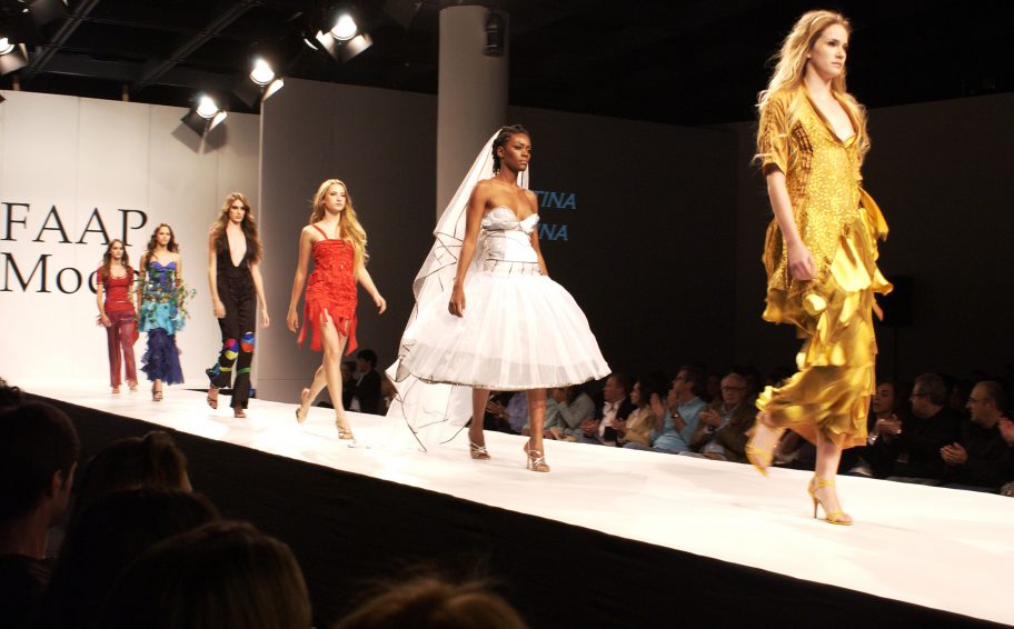 Faculdade de Artes Plásticas – 2º FAAP Moda 2005