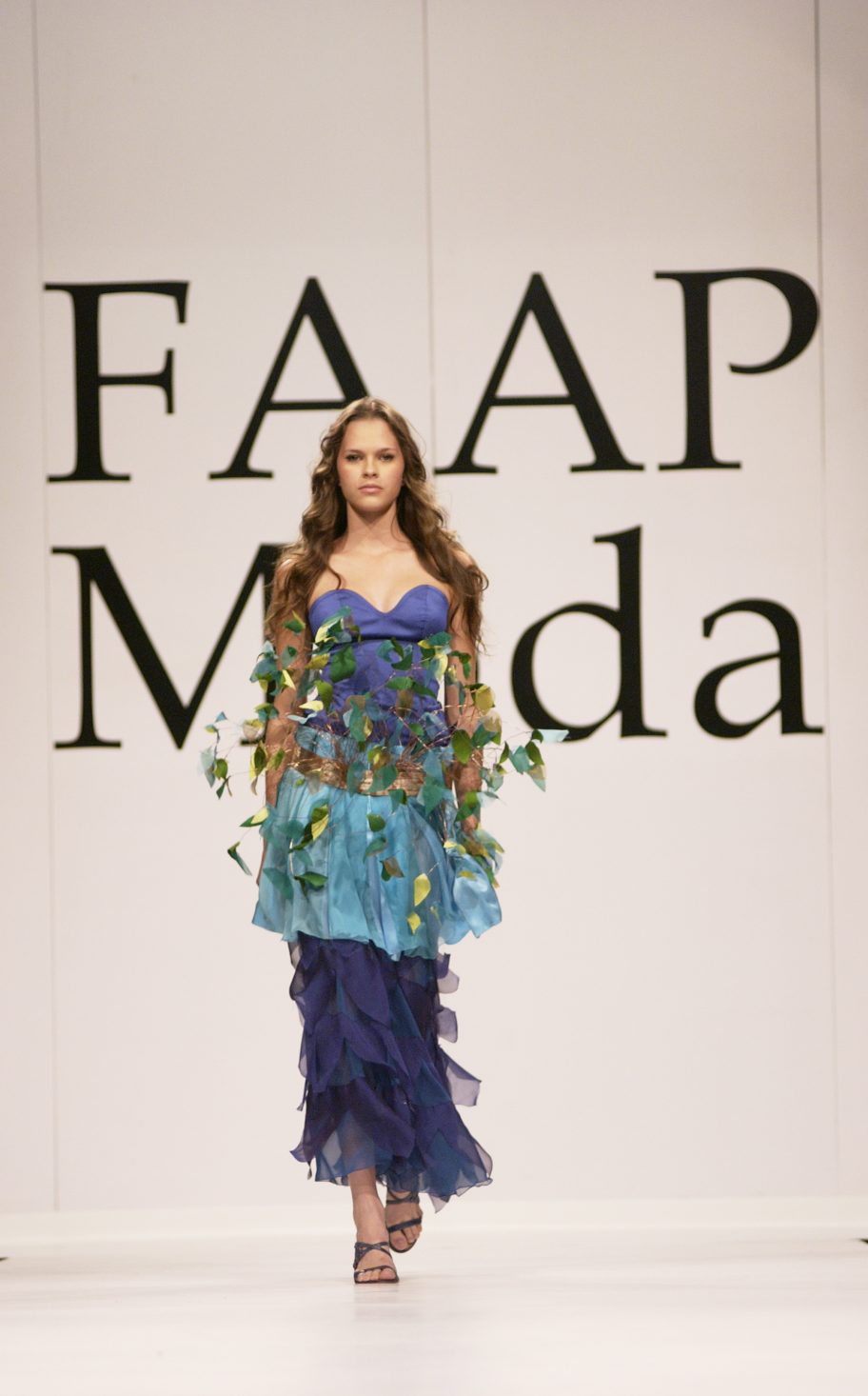 Faculdade de Artes Plásticas – 2º FAAP Moda 2005