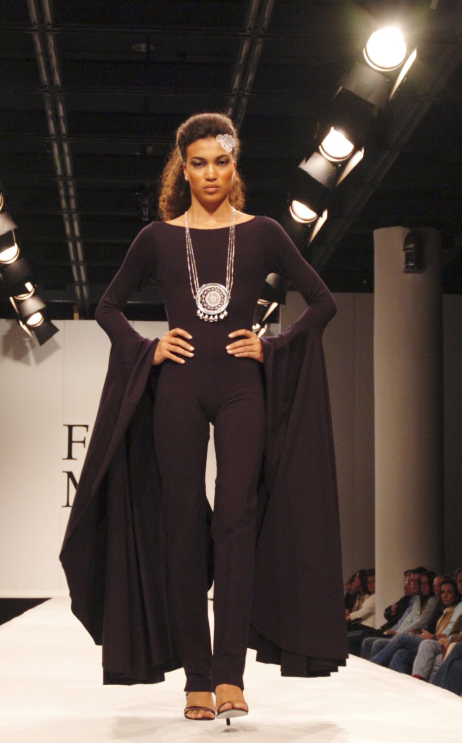 Faculdade de Artes Plásticas – 2º FAAP Moda 2005