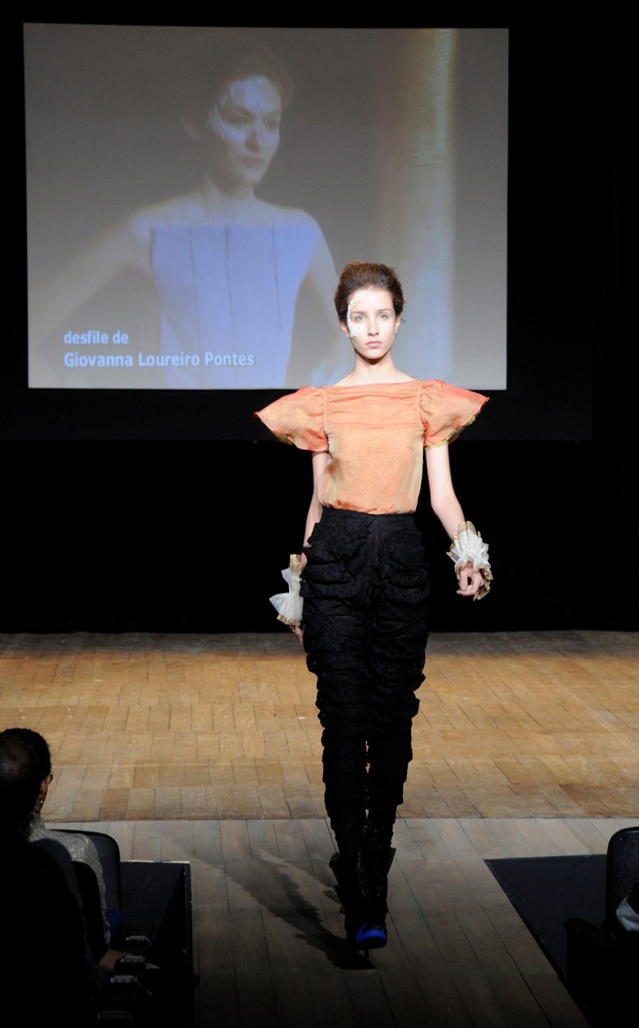 Faculdade de Artes Plásticas – 7º FAAP Moda 2010