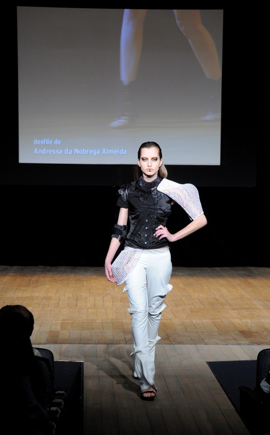 Faculdade de Artes Plásticas – 7º FAAP Moda 2010