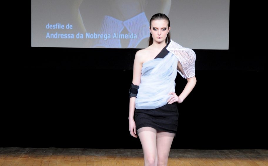 Faculdade de Artes Plásticas – 7º FAAP Moda 2010