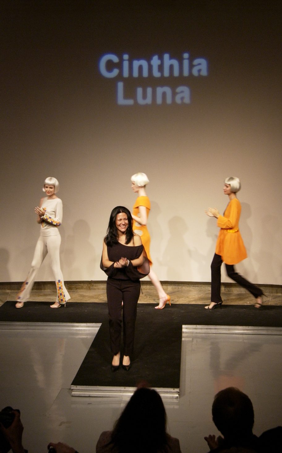 Faculdade de Artes Plásticas – 1º FAAP Moda 2004