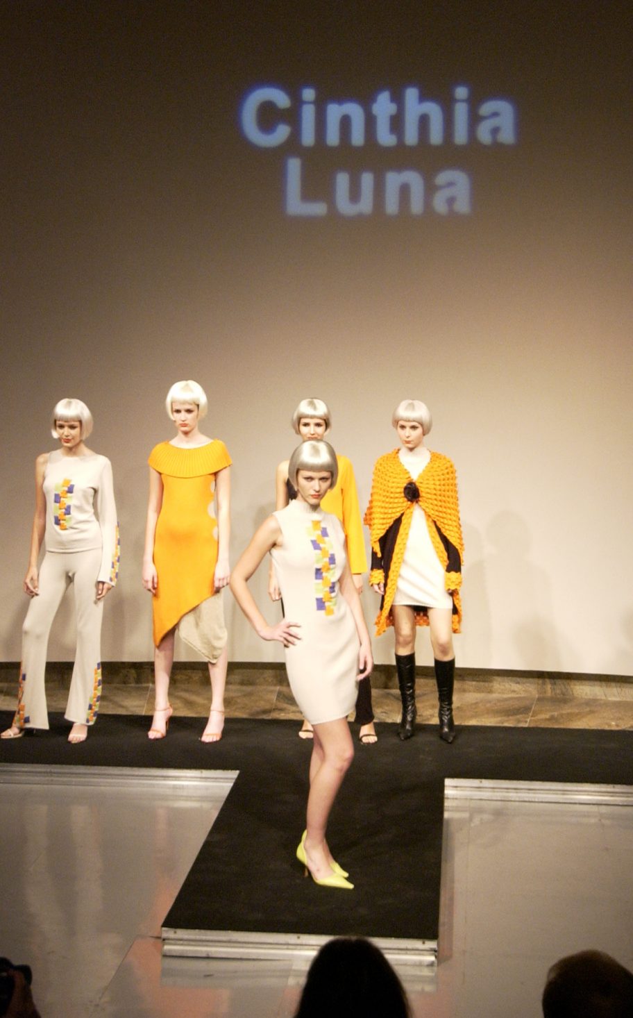 Faculdade de Artes Plásticas – 1º FAAP Moda 2004