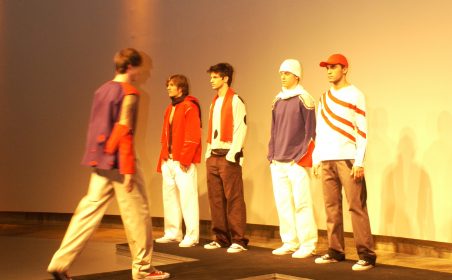 Faculdade de Artes Plásticas – 1º FAAP Moda 2004