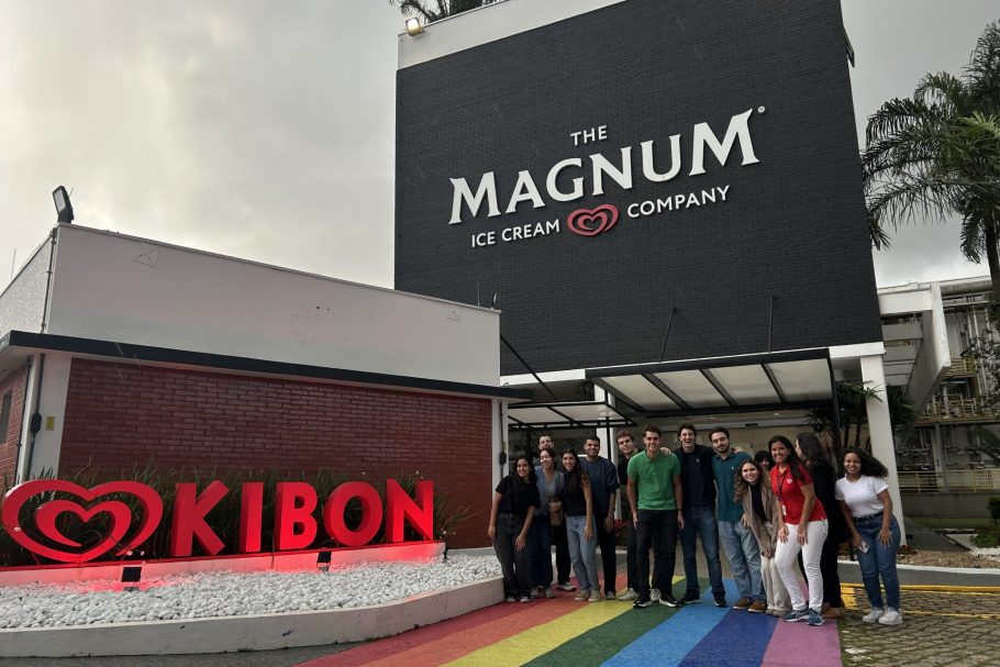 9E7BBD30-07B5-4E11-88AB-C686248AAA93 1