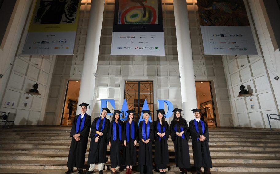 Artes Visuais Licenciatura e Bacharelado